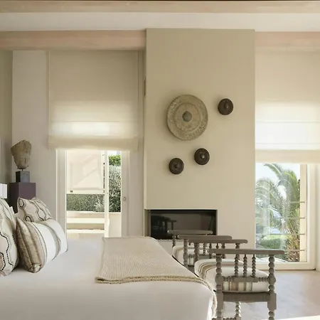 In Tranquil Hillside Location