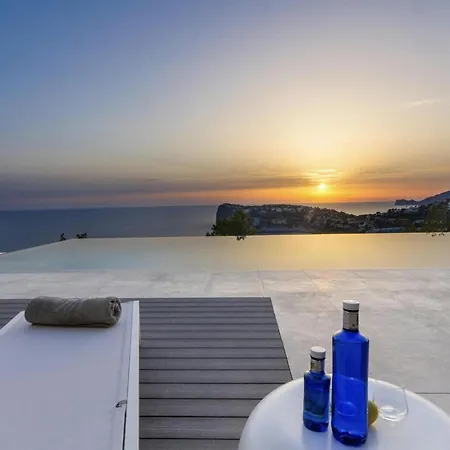 In Tranquil Hillside Location